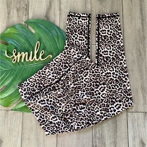 Zyia Active Brilliant Scrunchy High Rise Leggings Leopard print Animal Print